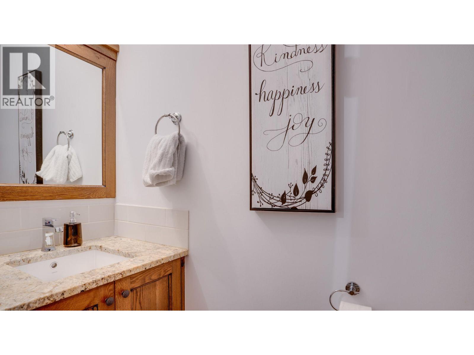 #222 575 Sutherland Avenue - 21