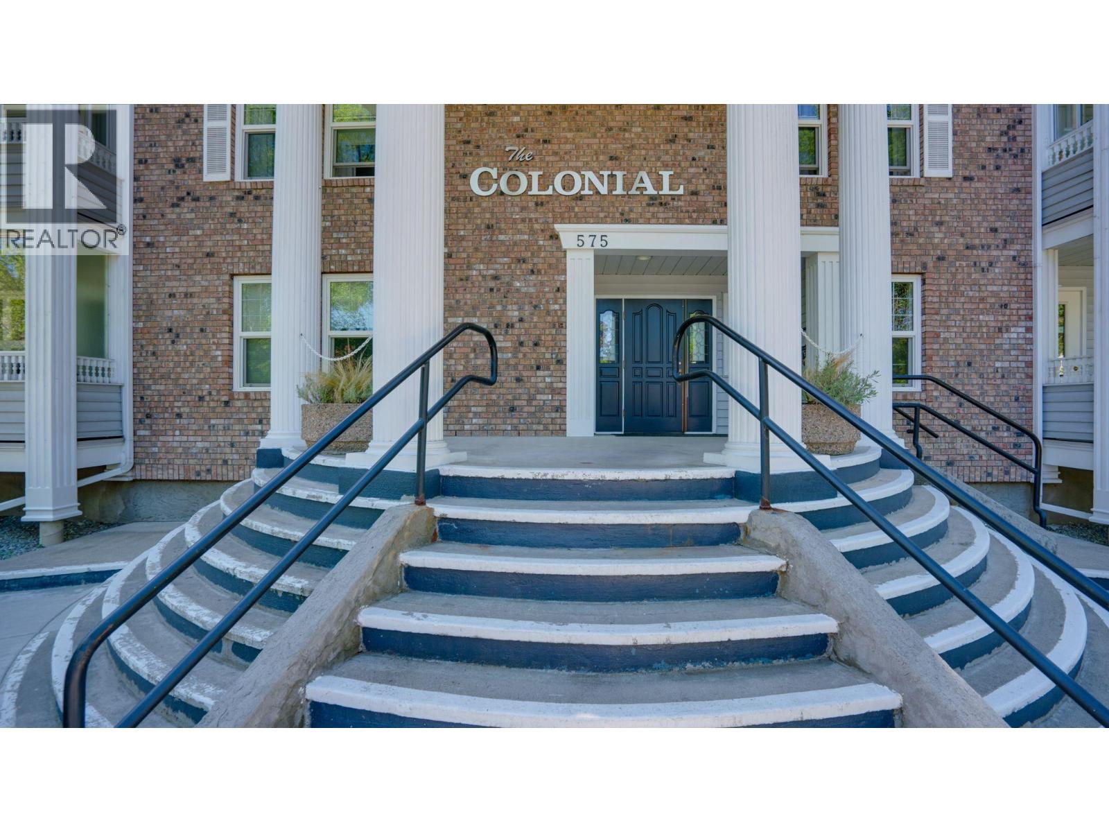 #222 575 Sutherland Avenue - 32