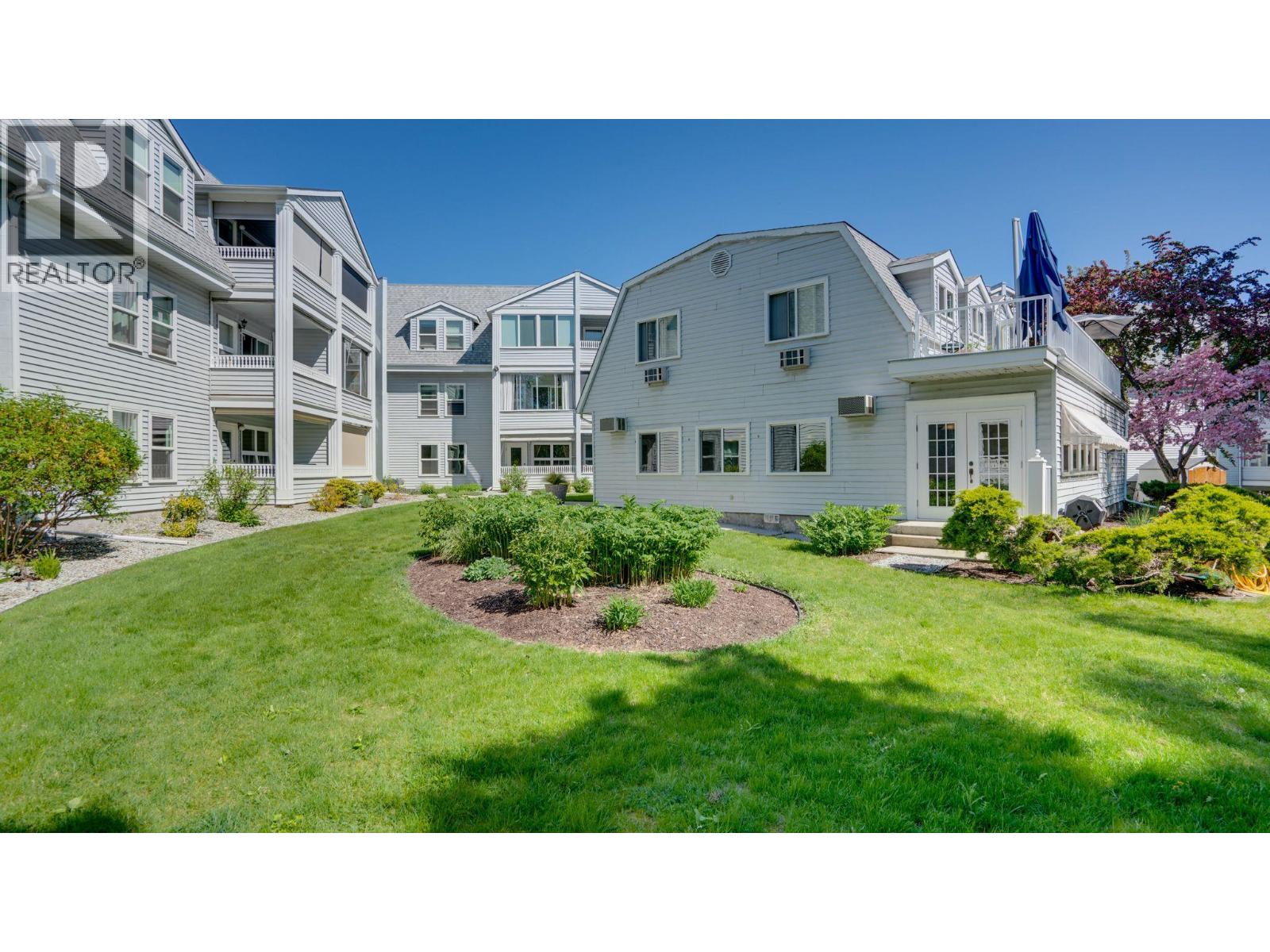#222 575 Sutherland Avenue - 27