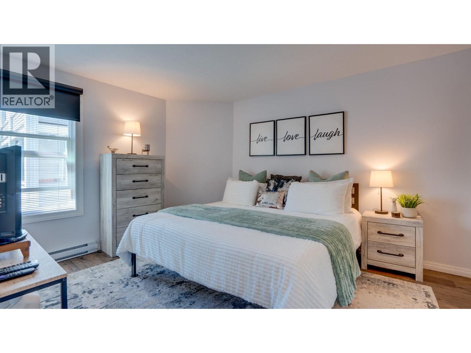 #222 575 Sutherland Avenue - 14