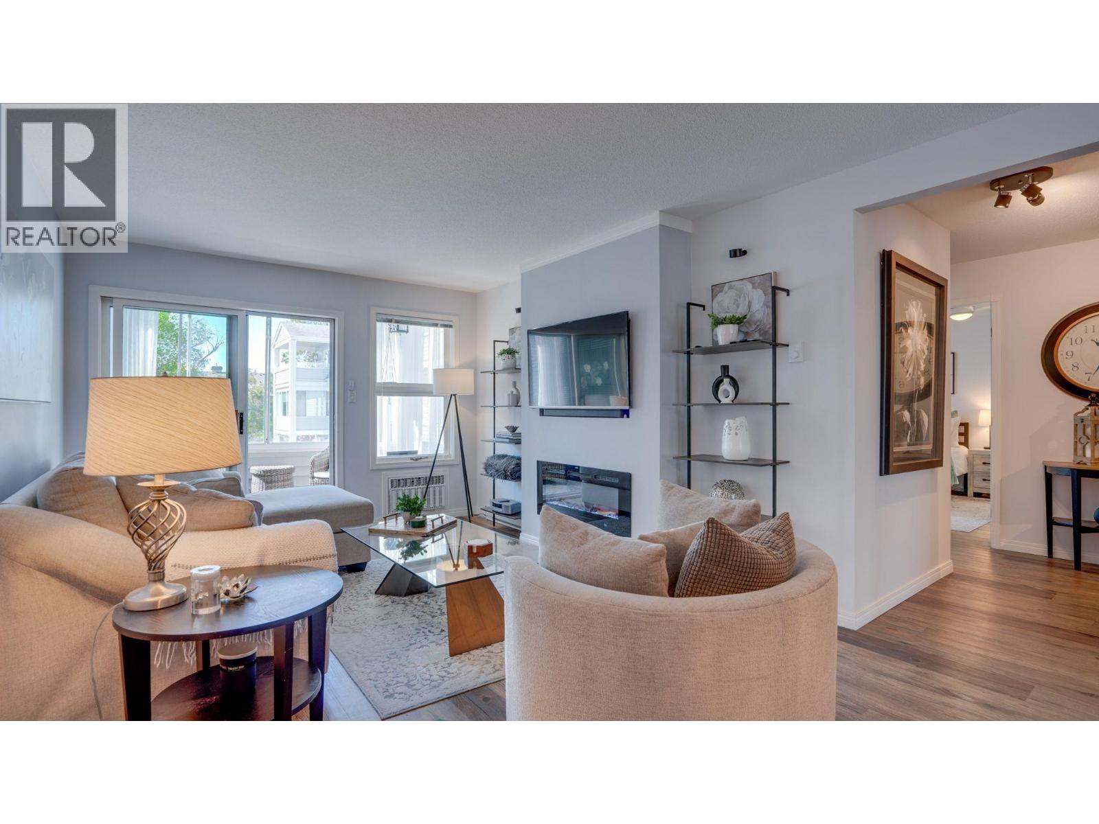 #222 575 Sutherland Avenue - 9