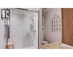 575 Sutherland Avenue Unit# 222, Kelowna, BC V1Y8V1 Photo 16