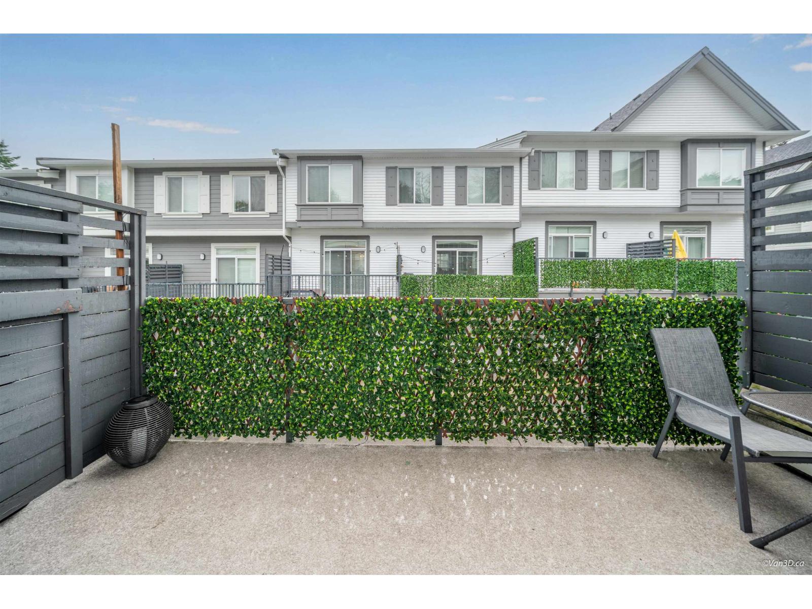 111 8168 136A STREET