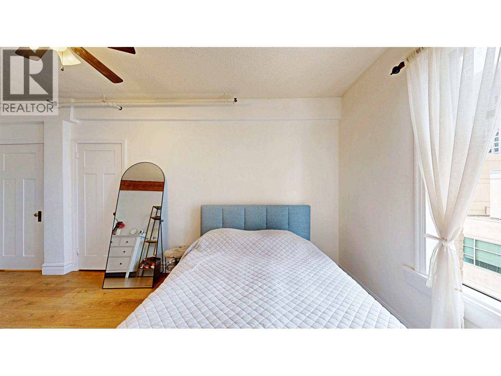 1 Bed, 1 Bath Apartment for Sale in Vancouver – 54 777 BURRARD STREET, Vancouver – MLS# R3121879 - Image 23