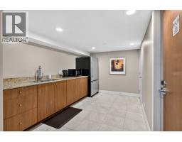 1401 280 Ross Drive, New Westminster, BC V3L0C2 Photo 20