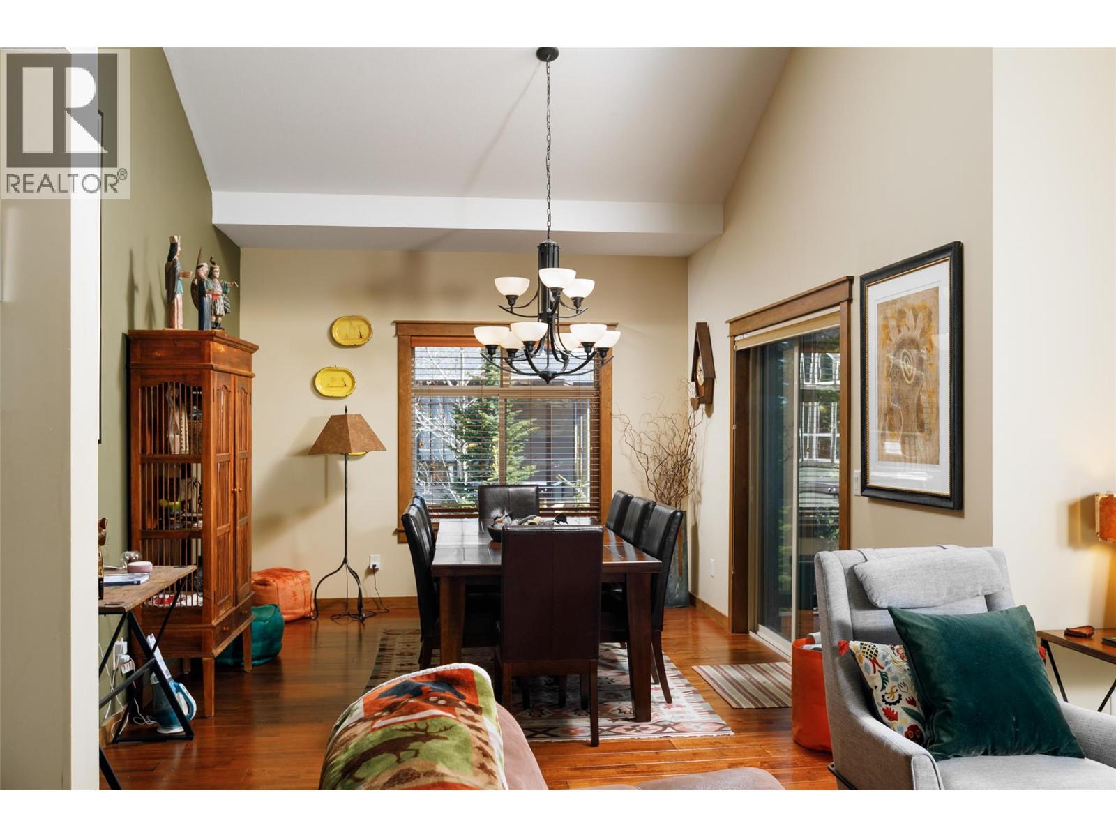 5895 Snow Pines Way Unit# 6, Big White