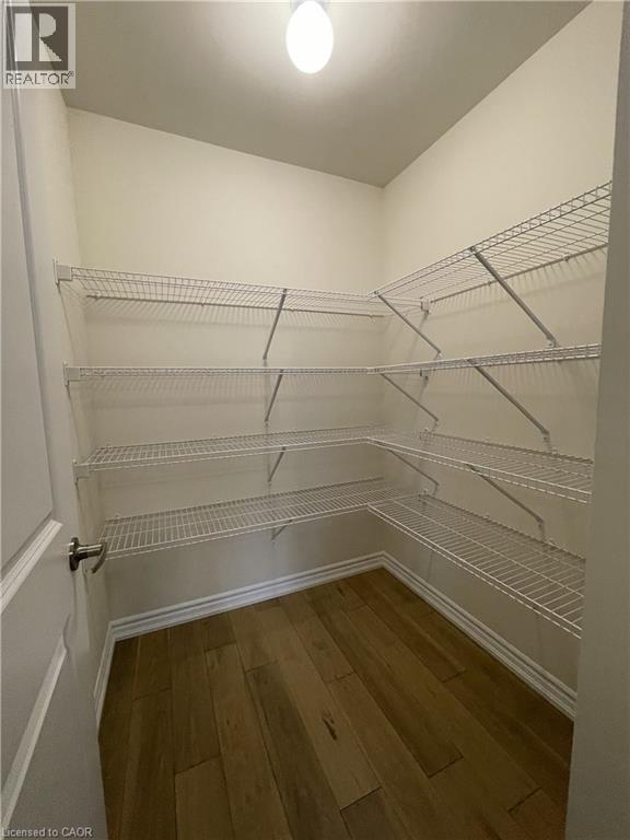 1373 ALMONTE Drive, Burlington, Ontario, L7P0V8 — Photo 35