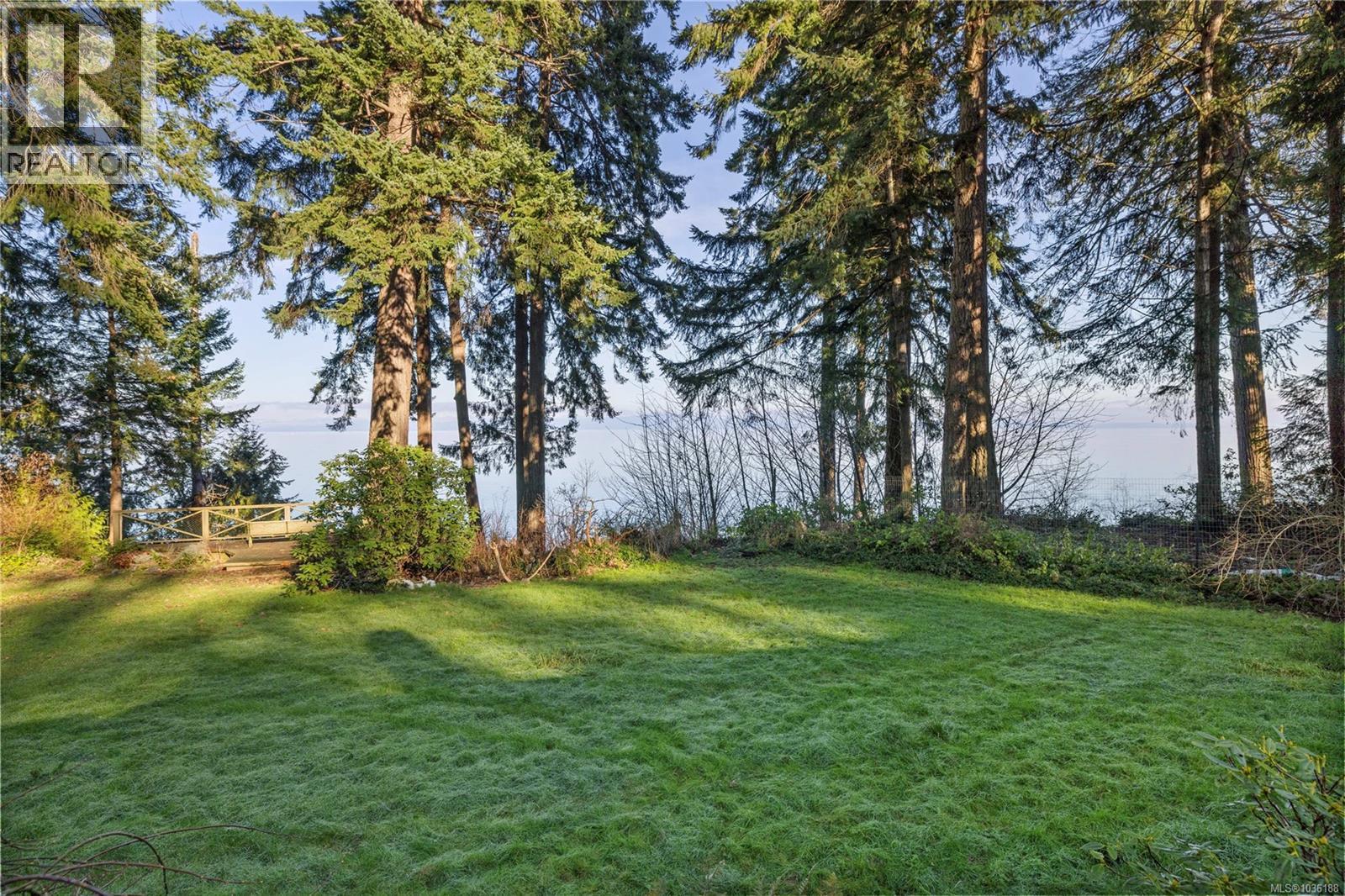 5171 Island Hwy W - Image 3