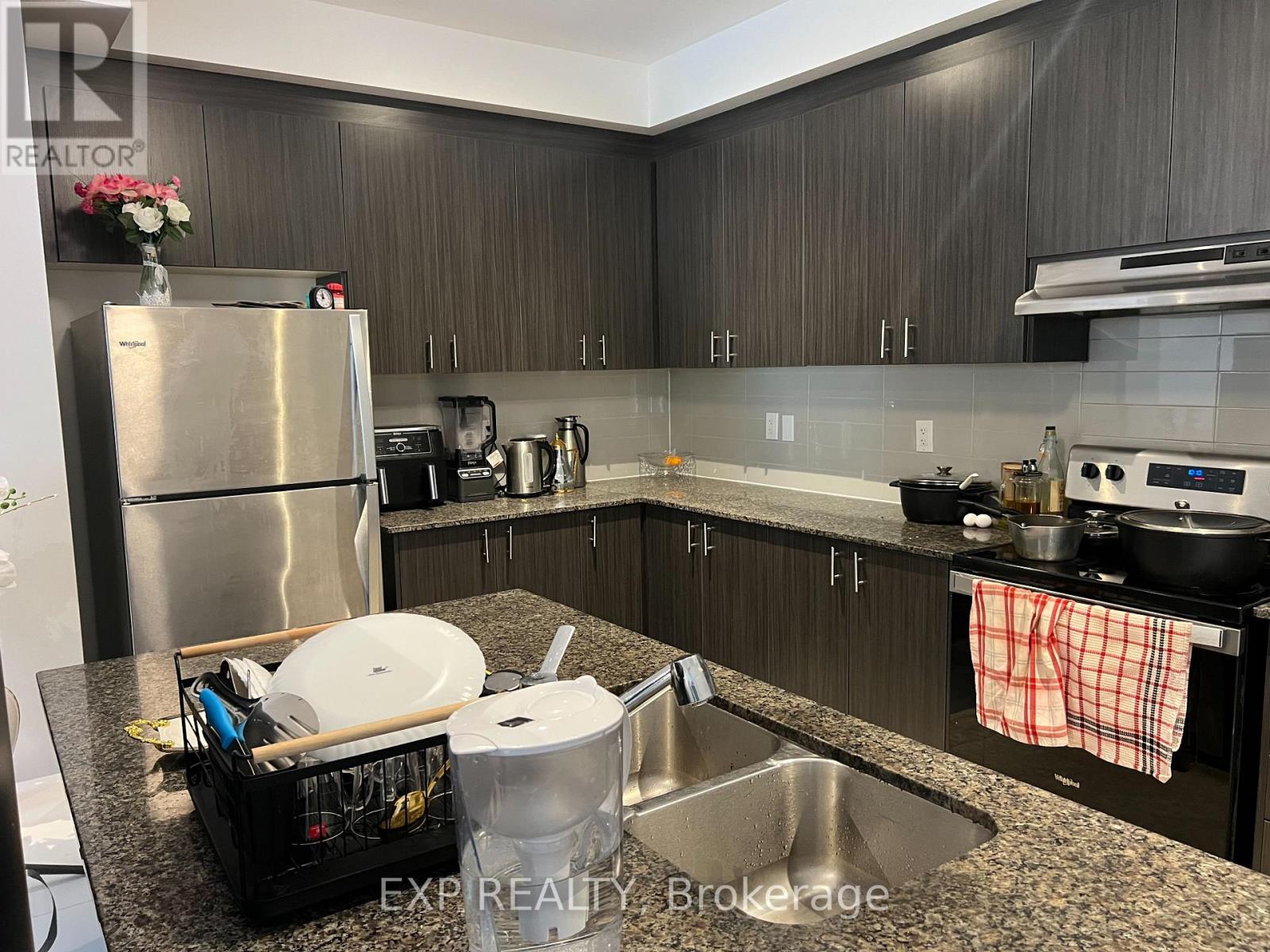 947 FINLEY AVENUE - 25