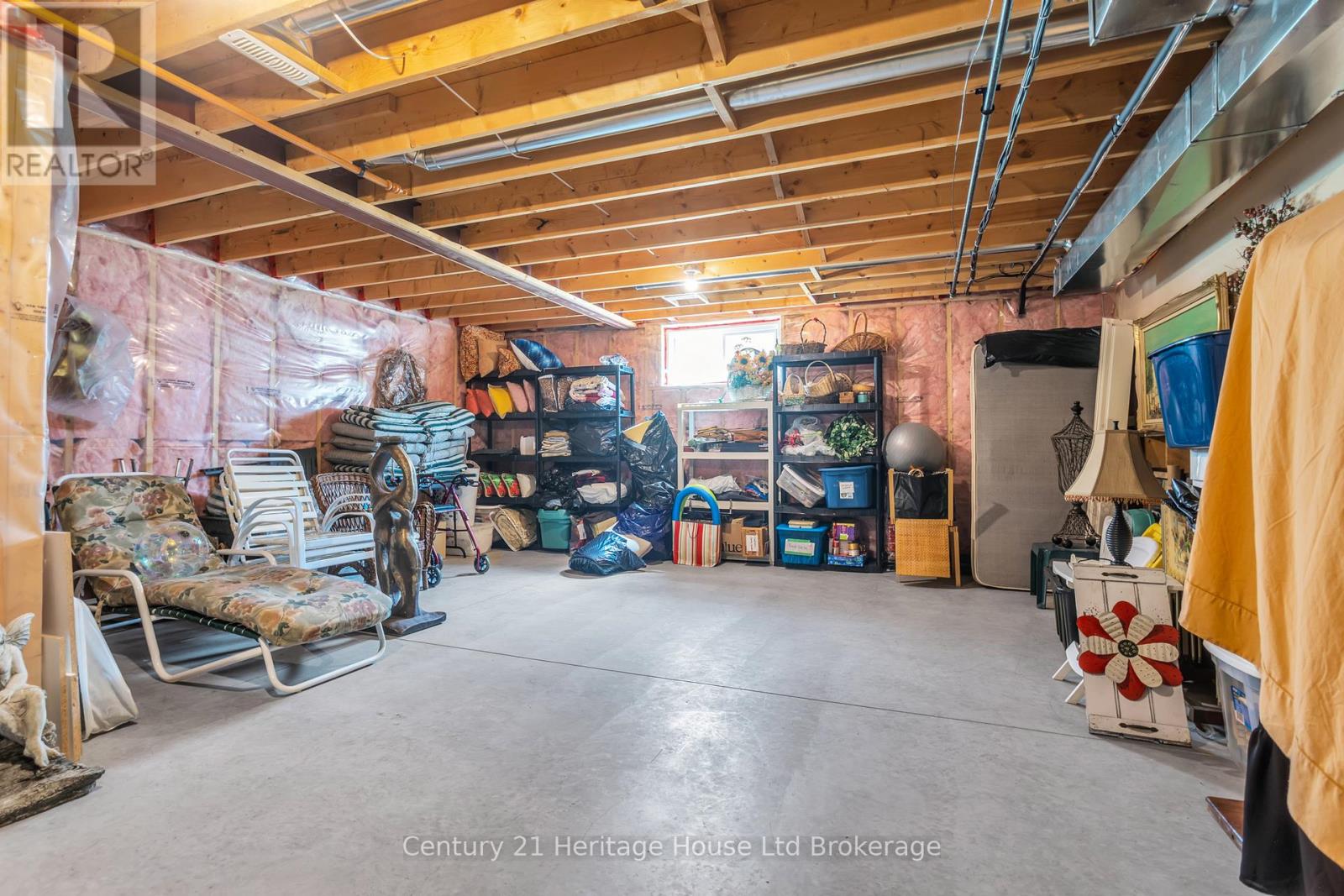 7 LYNDALE ROAD - 30
