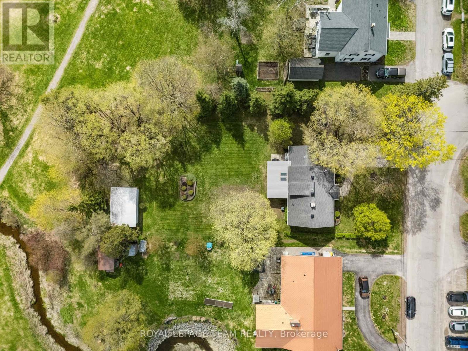 72 FOWLER STREET - 28