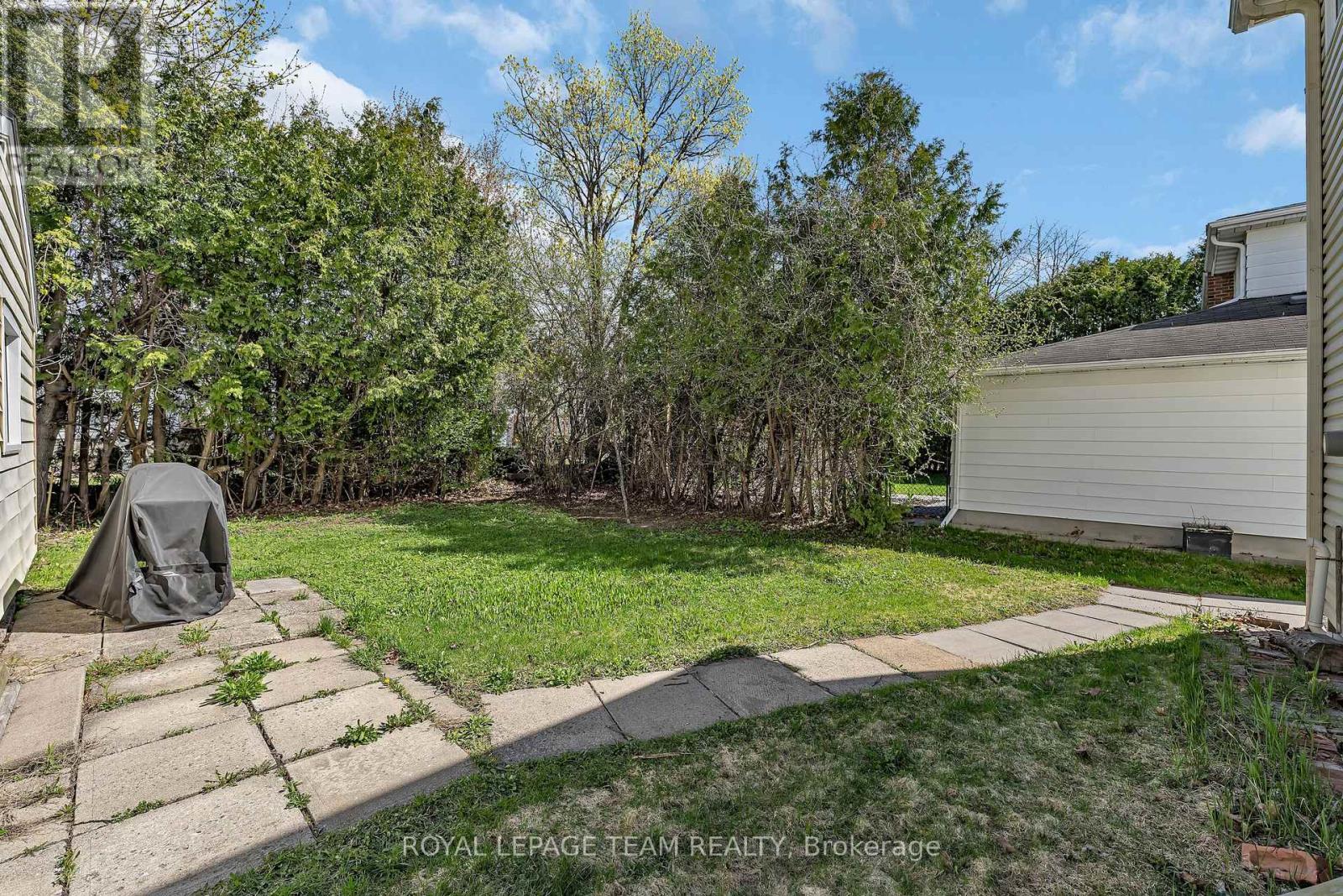 73 SOUTHPARK DRIVE - 45