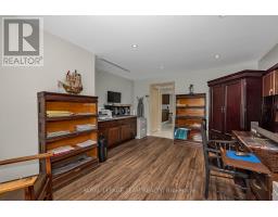 Kitchen - 73 Southpark Drive, Ottawa, ON K1B3B5 Photo 11
