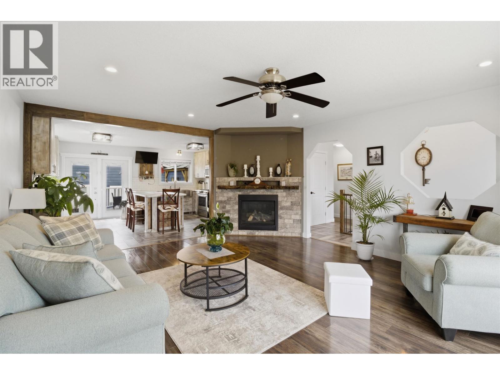 8604 78A STREET - 5
