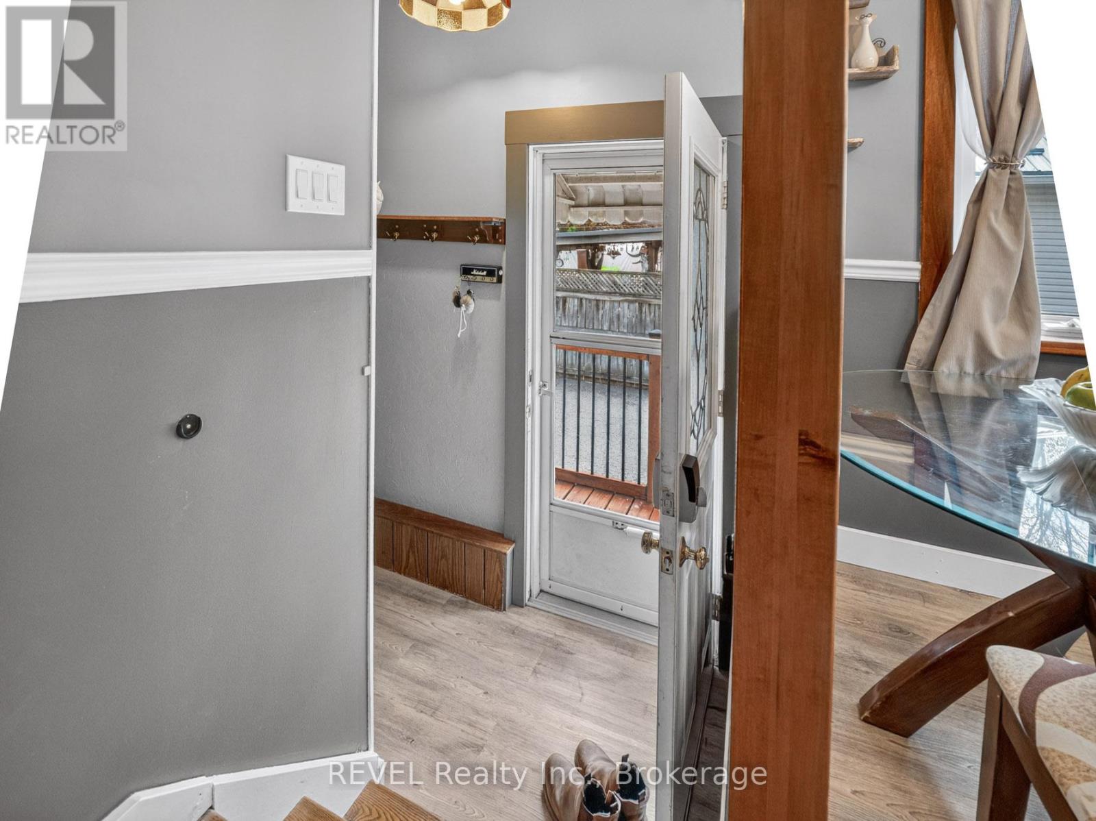 426 GENEVA STREET - 8