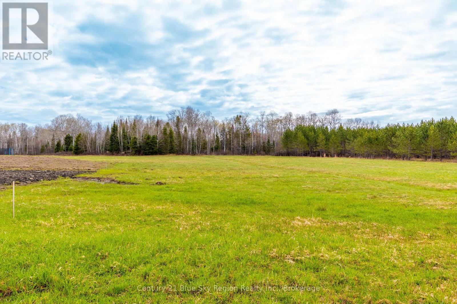 LOT 2 CENTENNIAL - 5