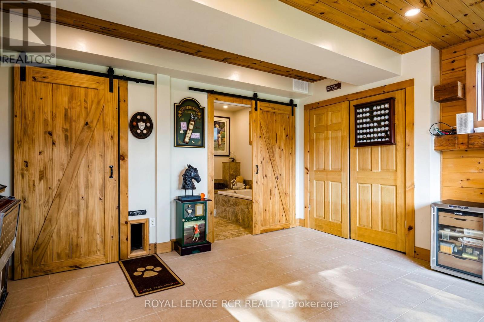 16 BARBOUR DRIVE - 25