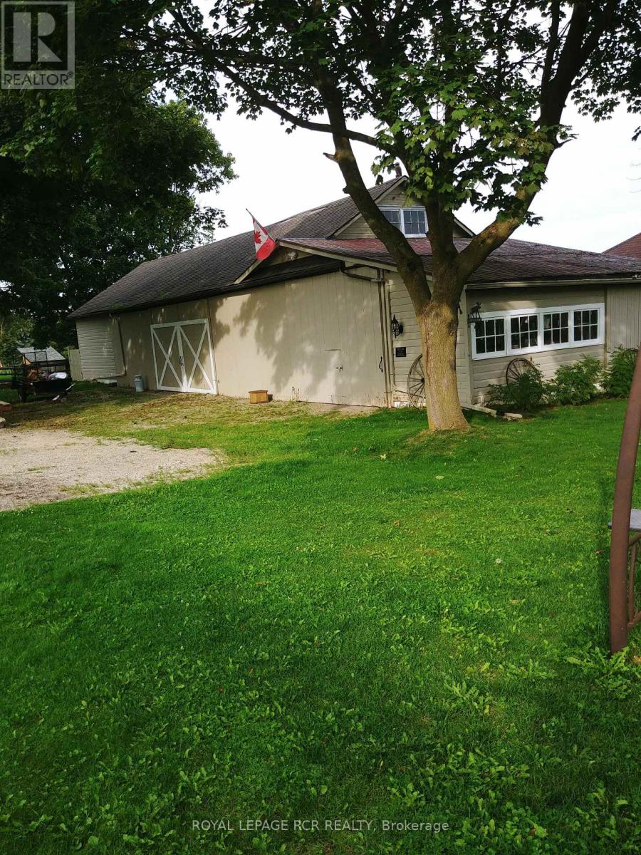 16 BARBOUR DRIVE - 38