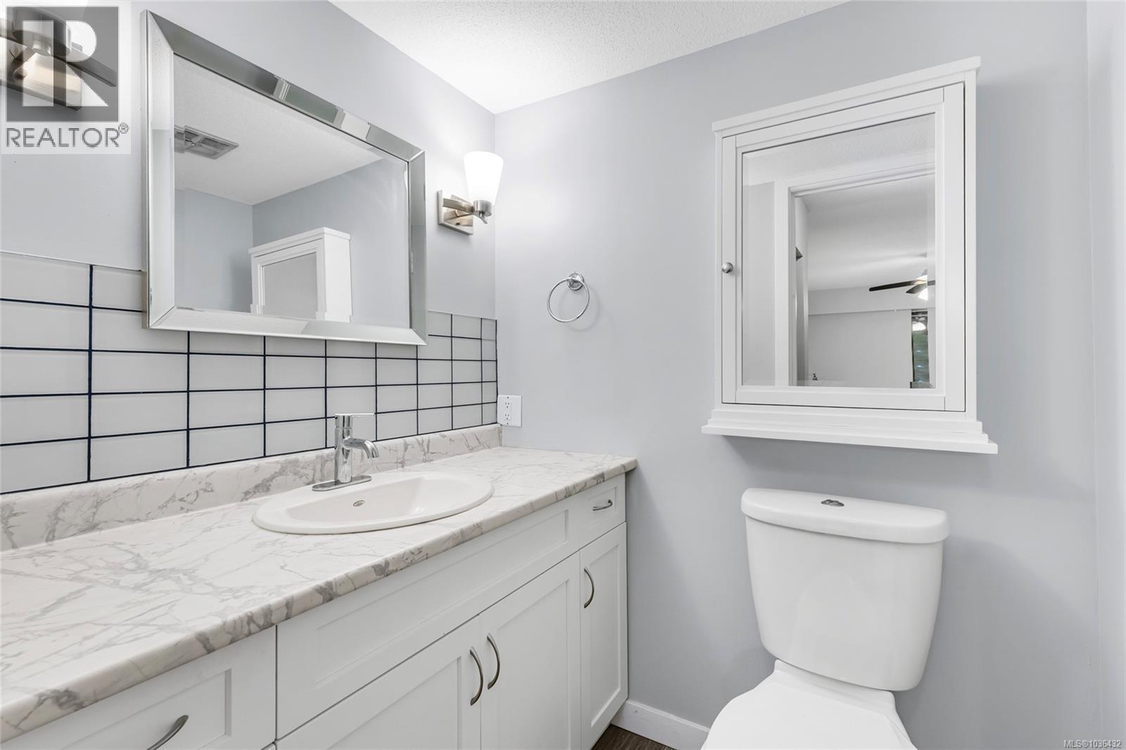 #103 1875 Lansdowne Rd - 9