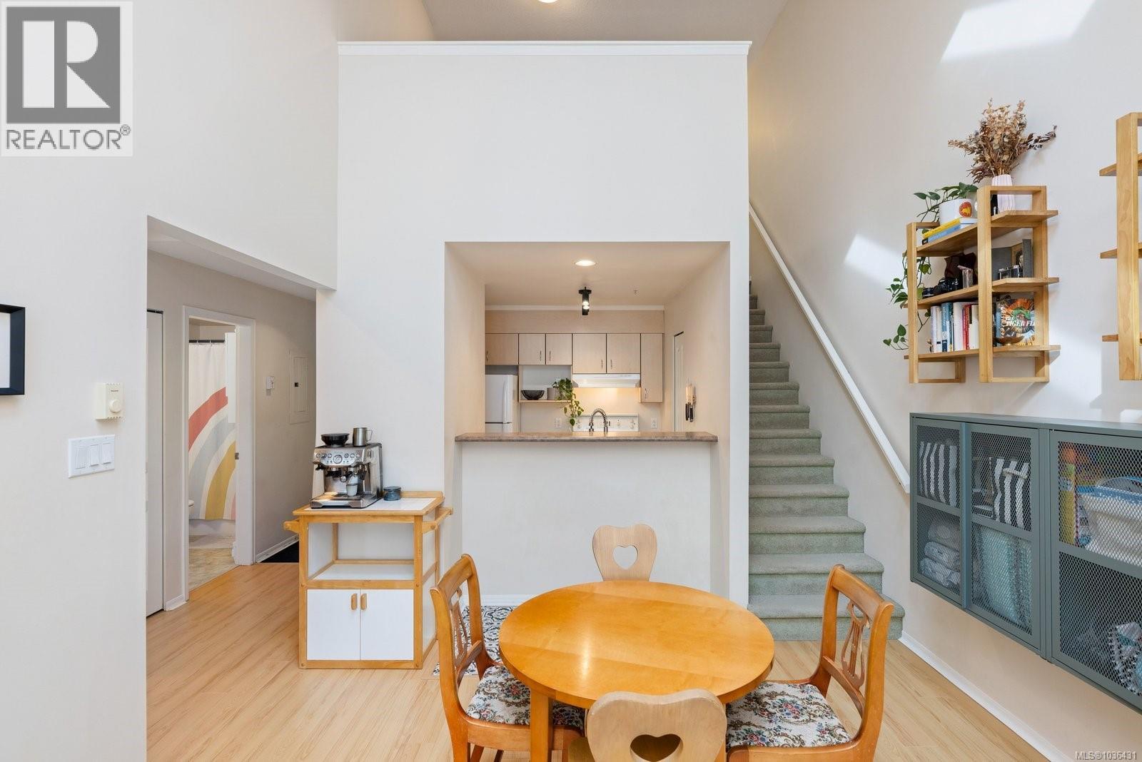 402 1015 Johnson Street, Victoria