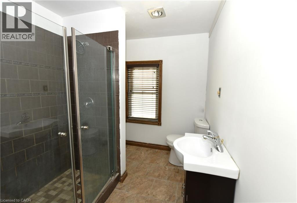 540 WELLINGTON Avenue S - 11