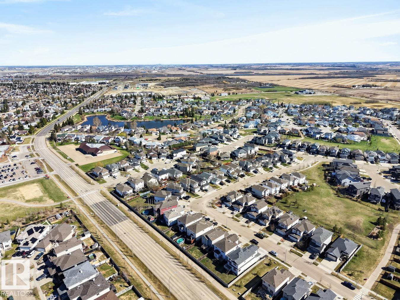 3 Middleton CL, Leduc