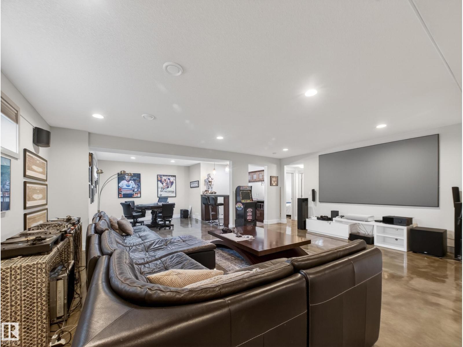 5117 TERWILLEGAR BV NW, Edmonton