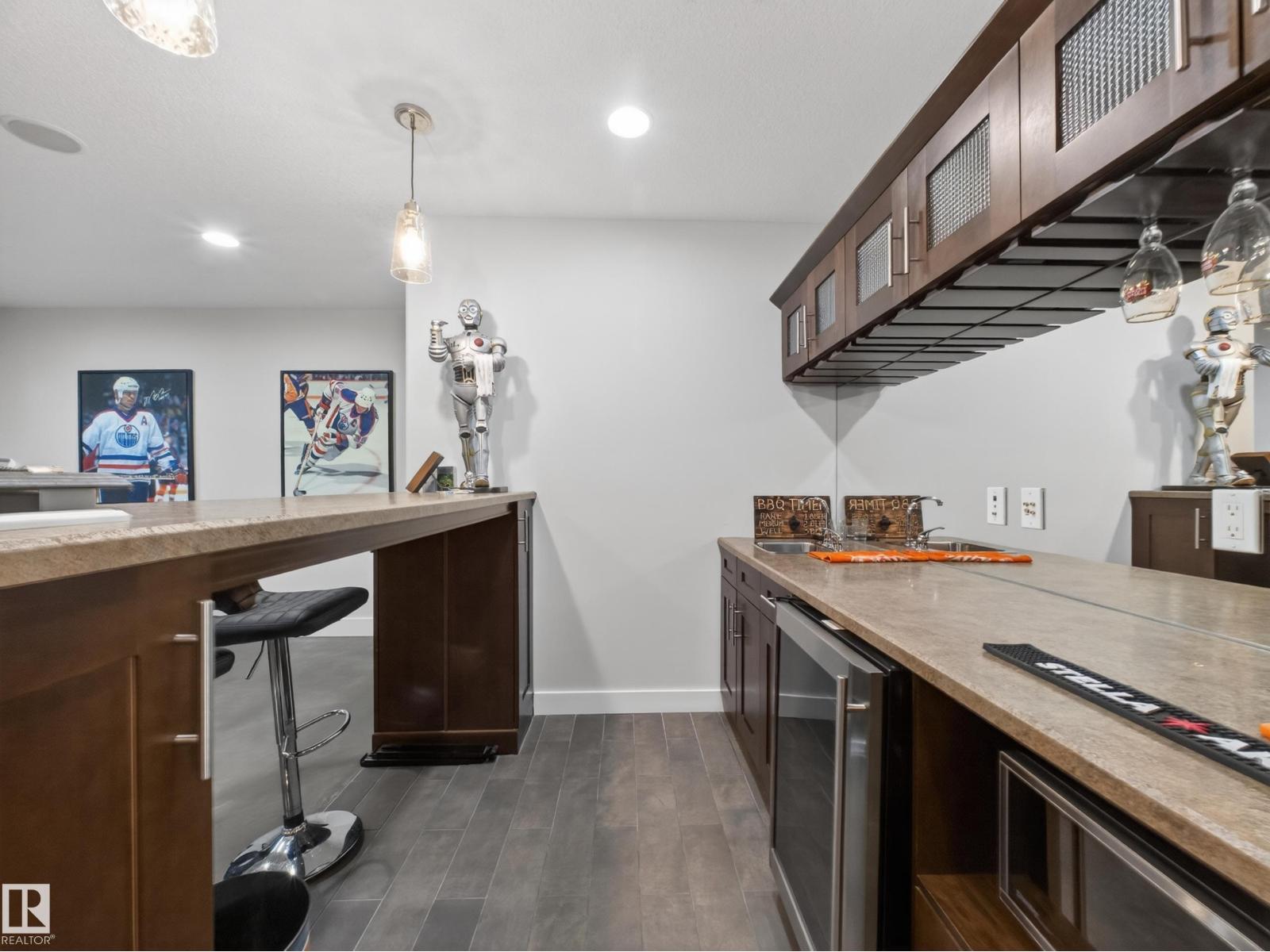 5117 TERWILLEGAR BV NW, Edmonton