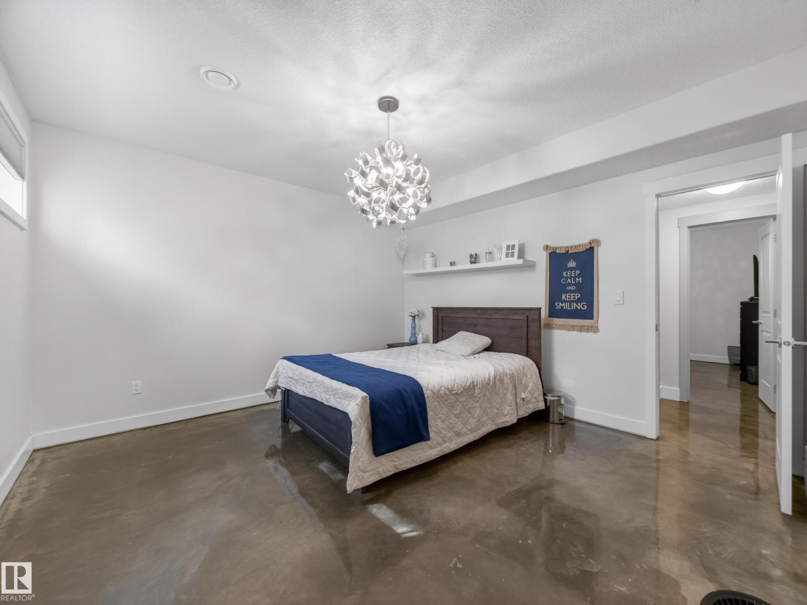 5117 TERWILLEGAR BV NW, Edmonton