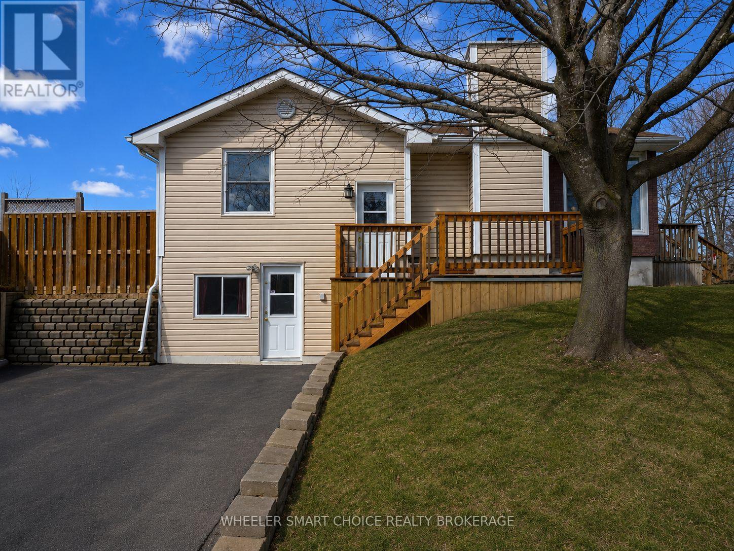300 GARDENER AVENUE - 47