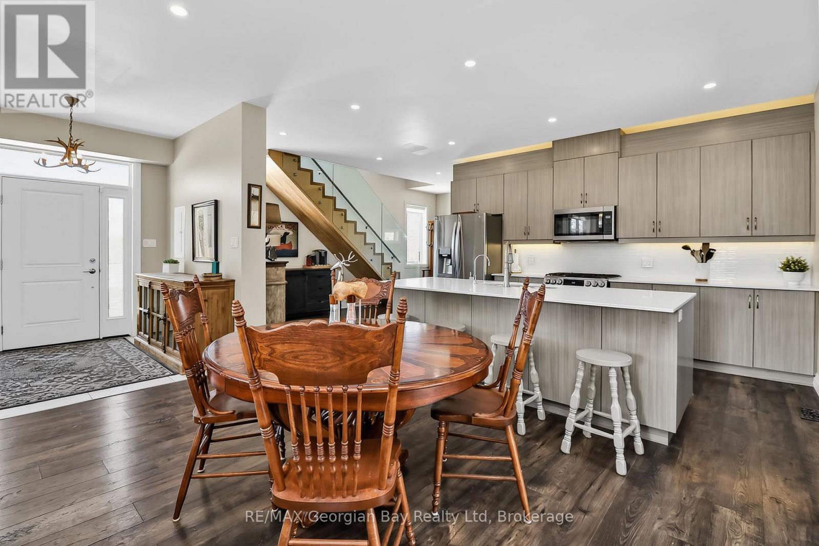 1432 HONEY HARBOUR ROAD - 11