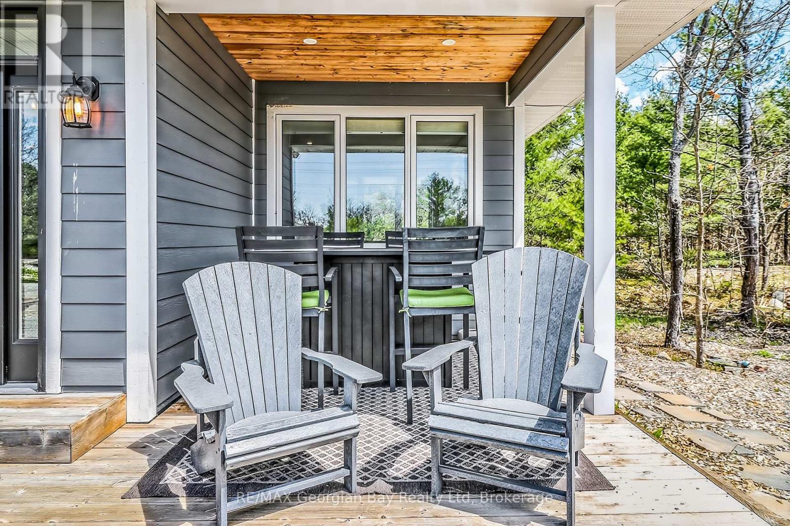 1432 HONEY HARBOUR ROAD - 36
