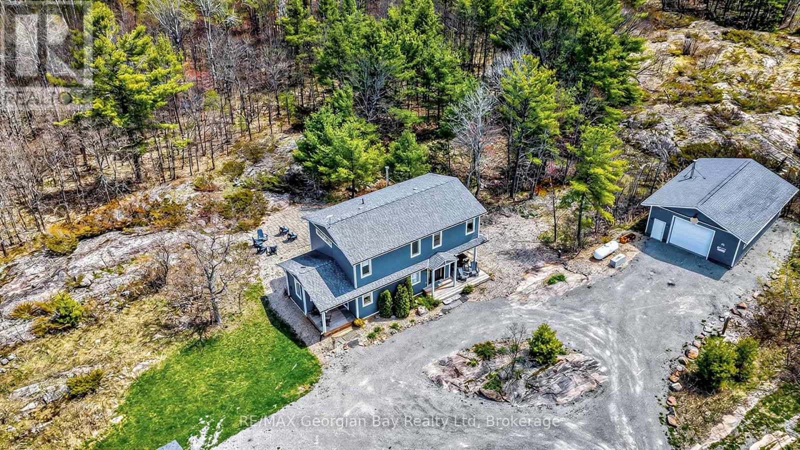 1432 HONEY HARBOUR ROAD - 41