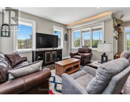 Sitting room - 1432 Honey Harbour Road, Georgian Bay, ON L0K1S0 Photo 7