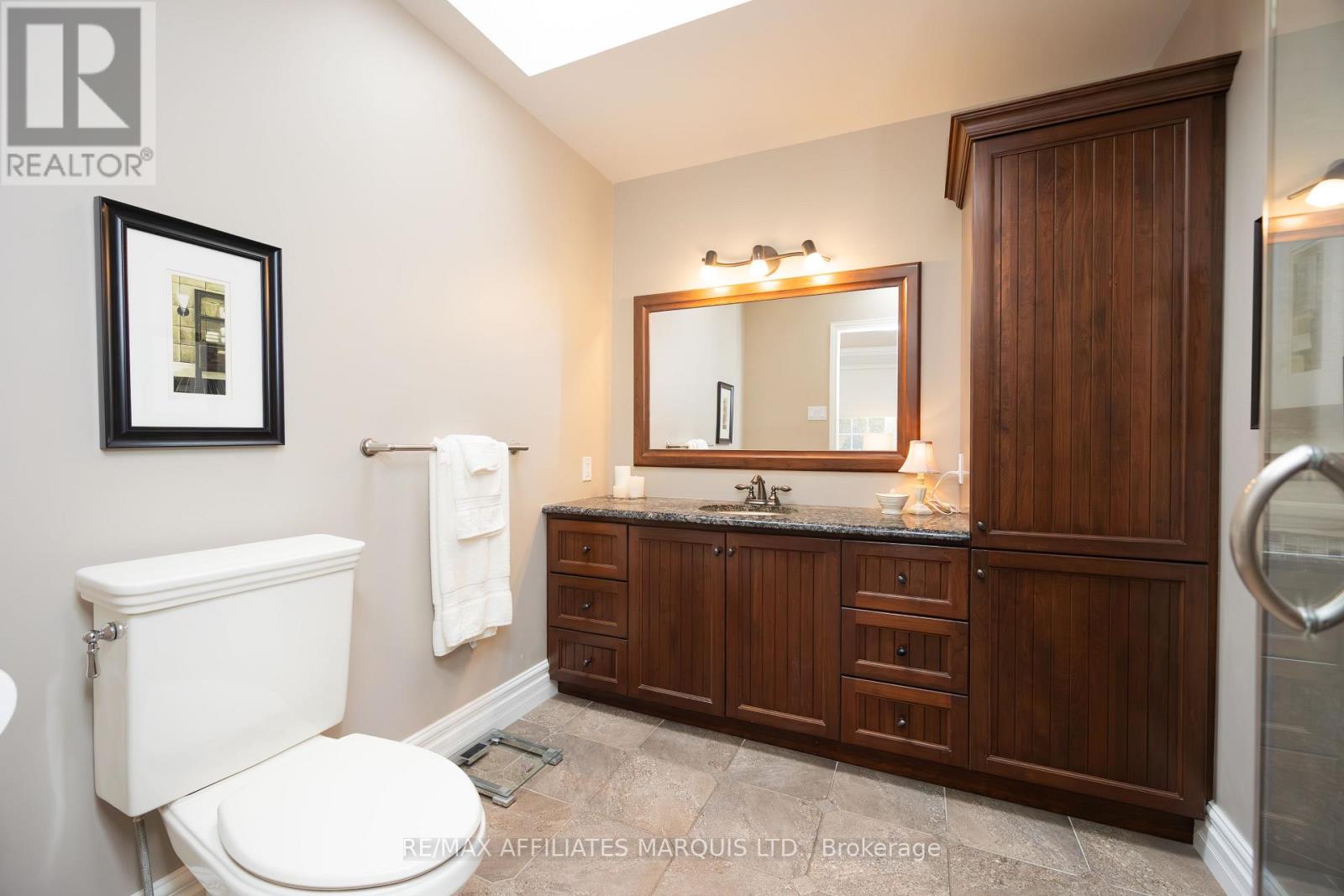162 HOPE STREET - 33