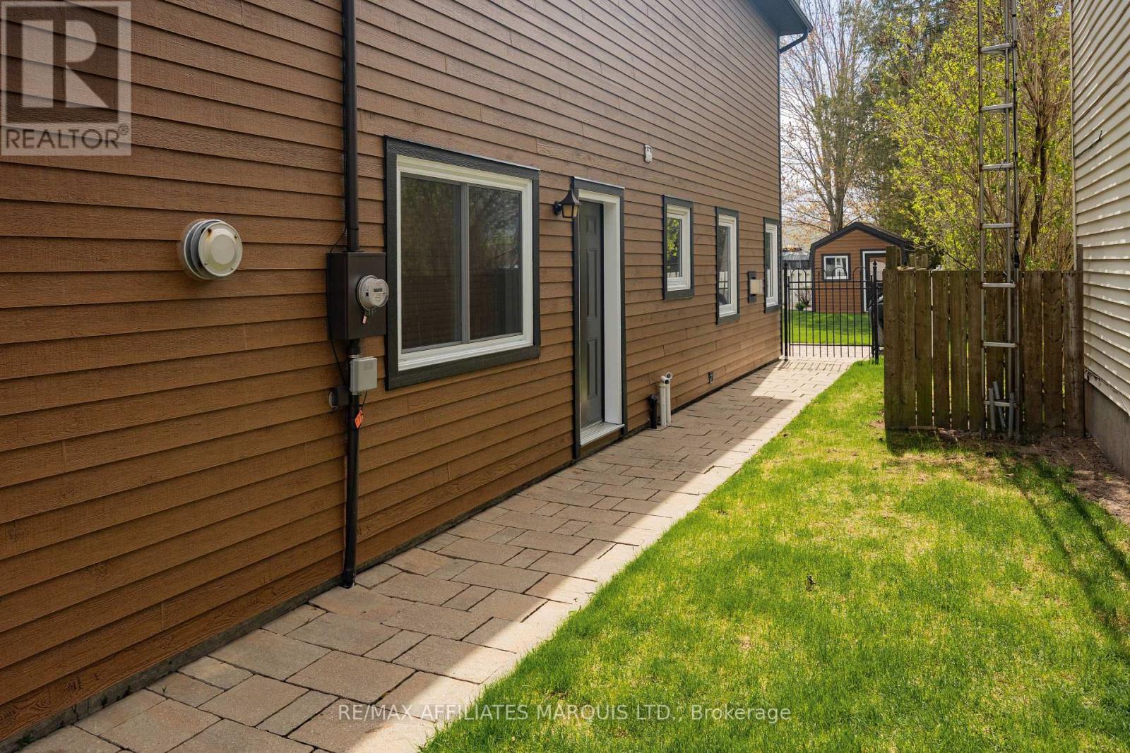 162 HOPE STREET - 42