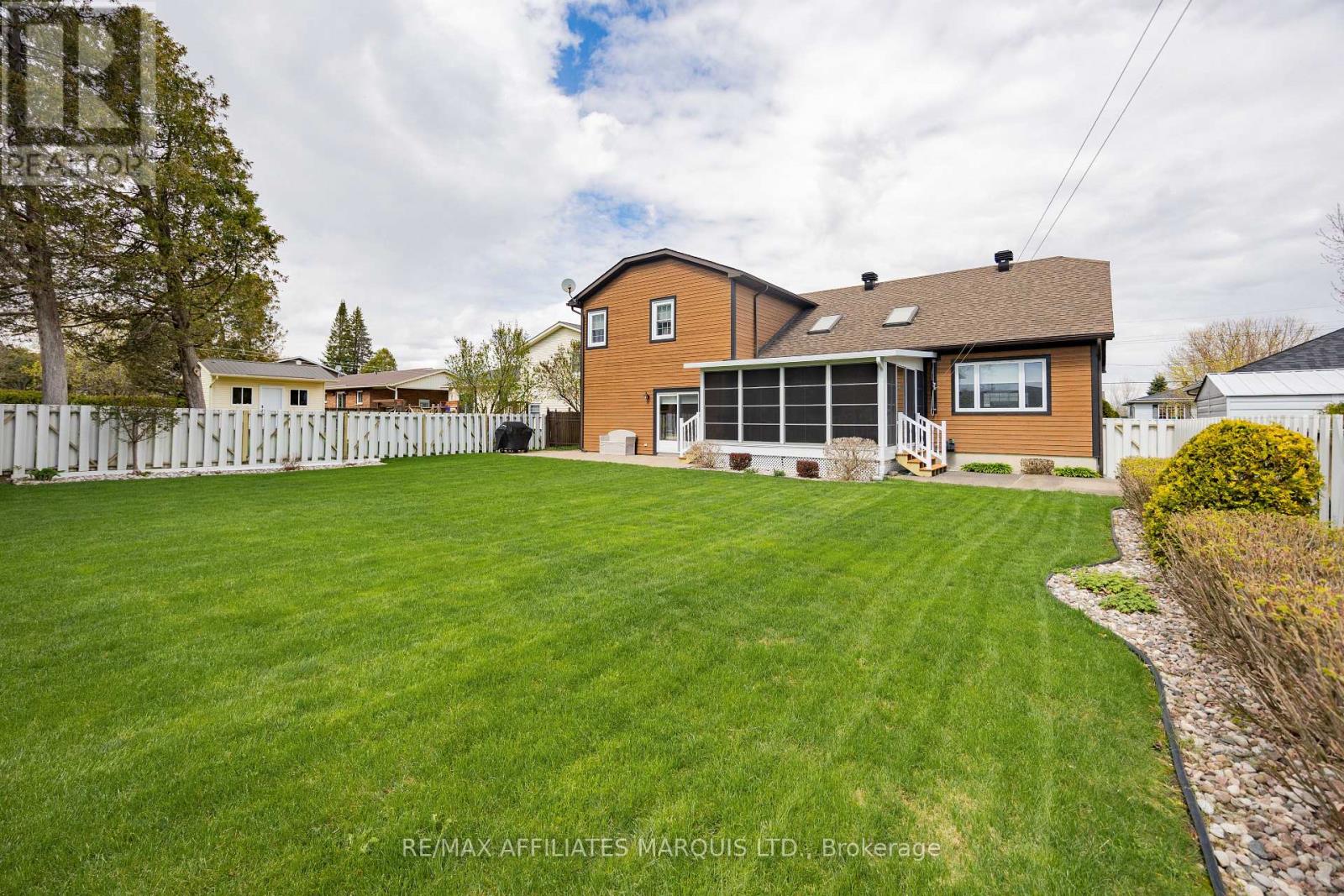 162 HOPE STREET - 43