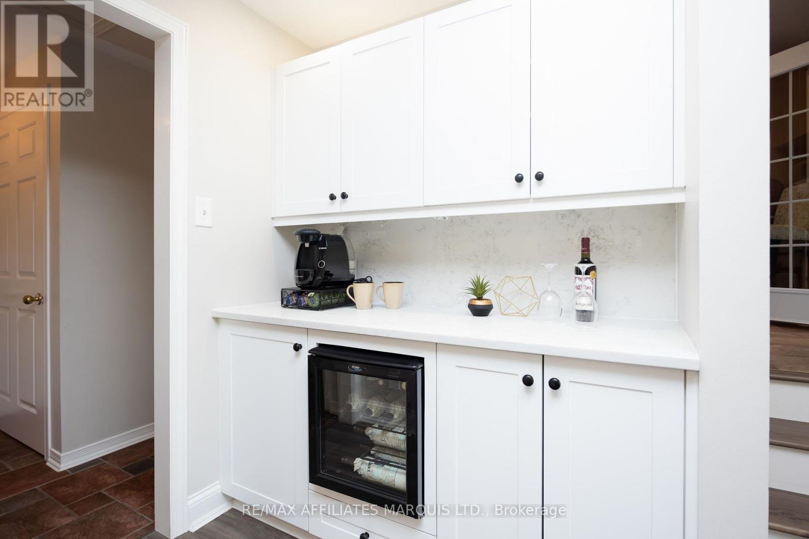 162 HOPE STREET - 8