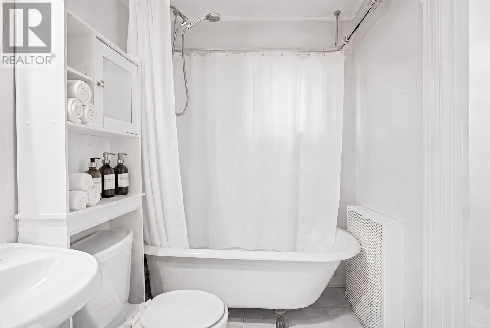 222 Grafton Street — photo 19
