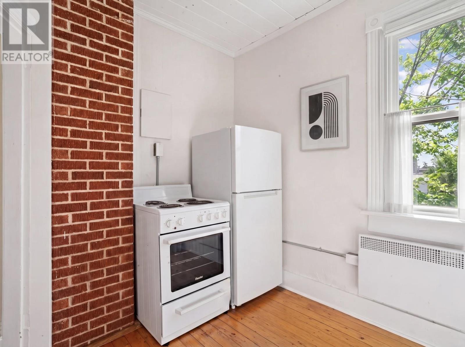 222 Grafton Street — photo 27