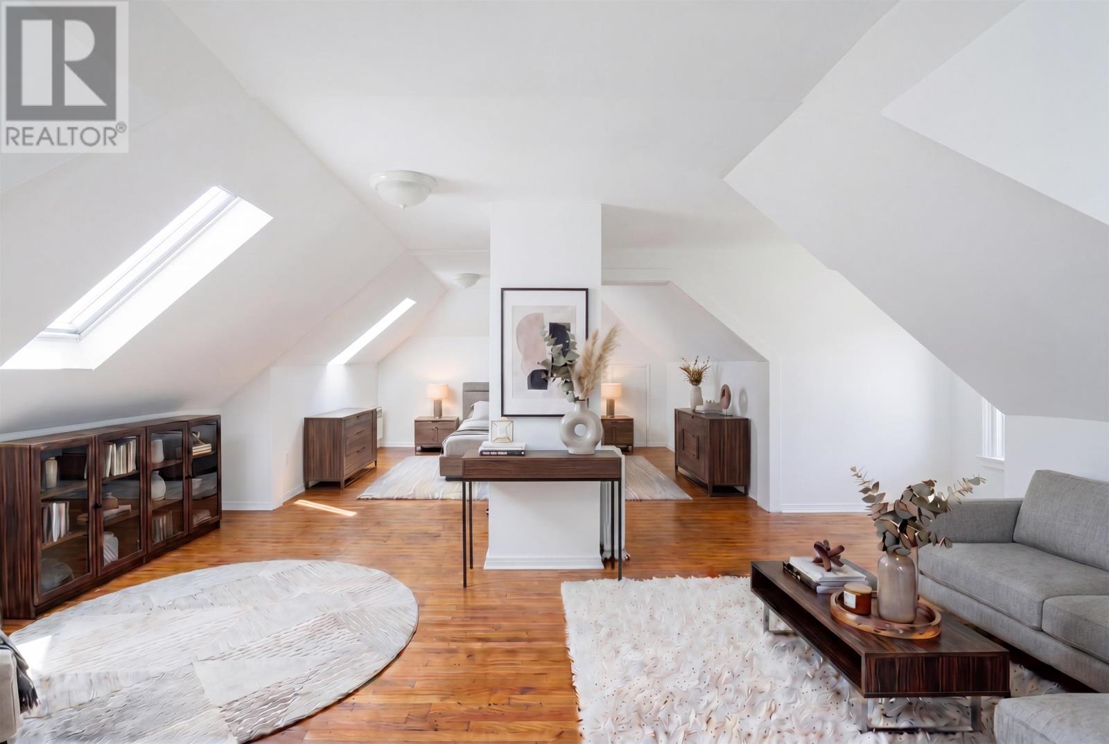 222 Grafton Street — photo 35