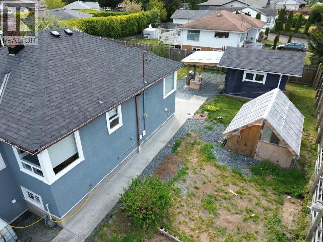 4973 QUEENS AVE - 7
