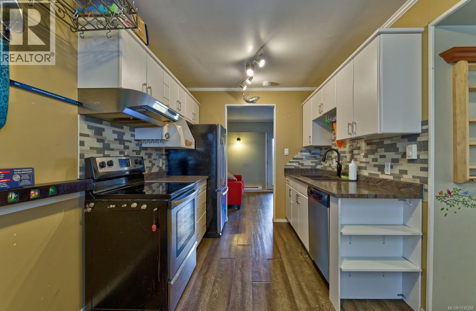 #8 721 Malone Rd - 1