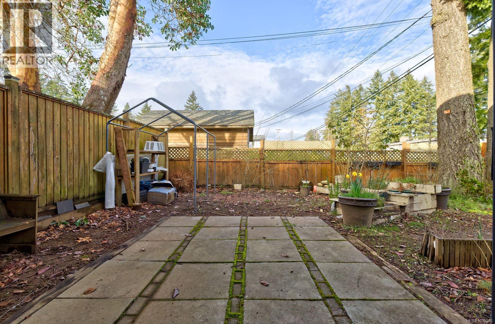 #8 721 Malone Rd - 18