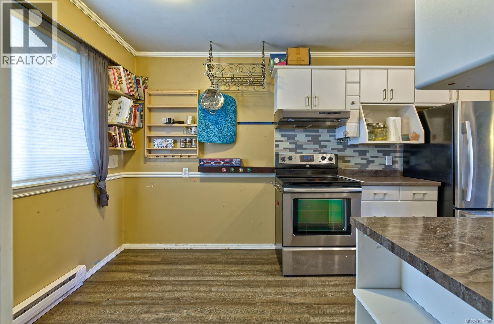 #8 721 Malone Rd - 3