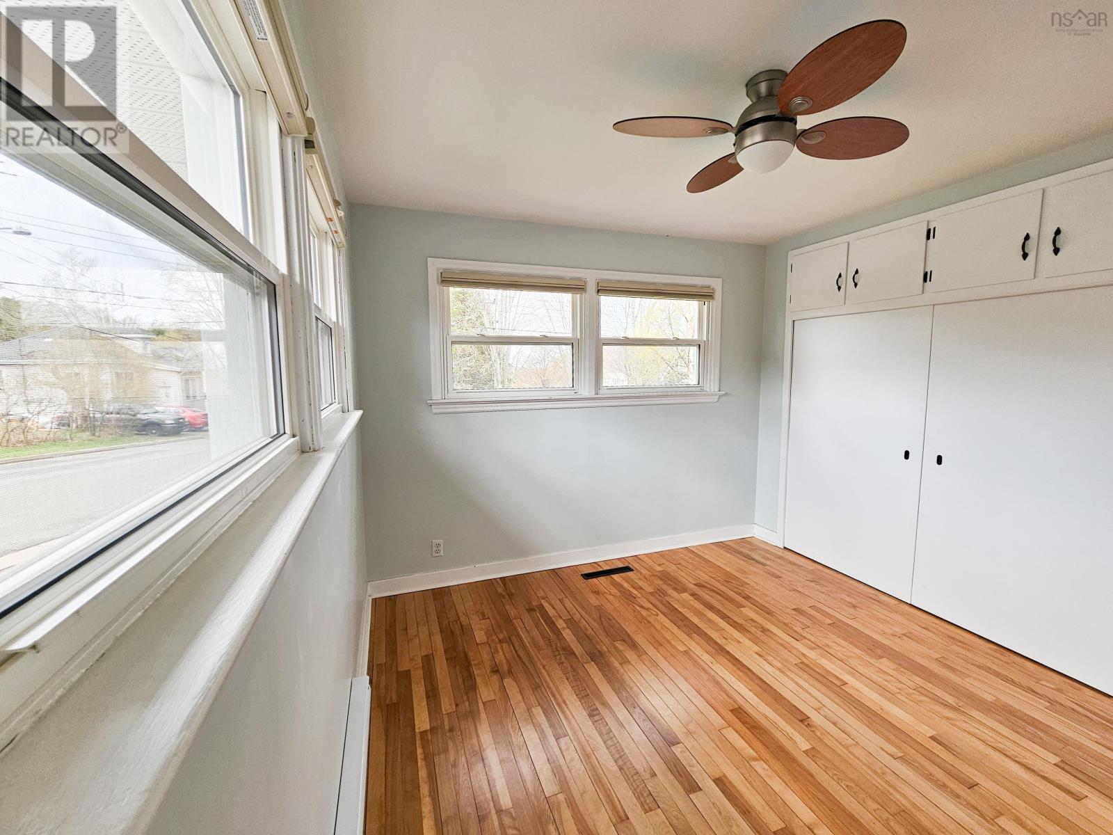 Property 23 of 32 of 59 Archibald Street
