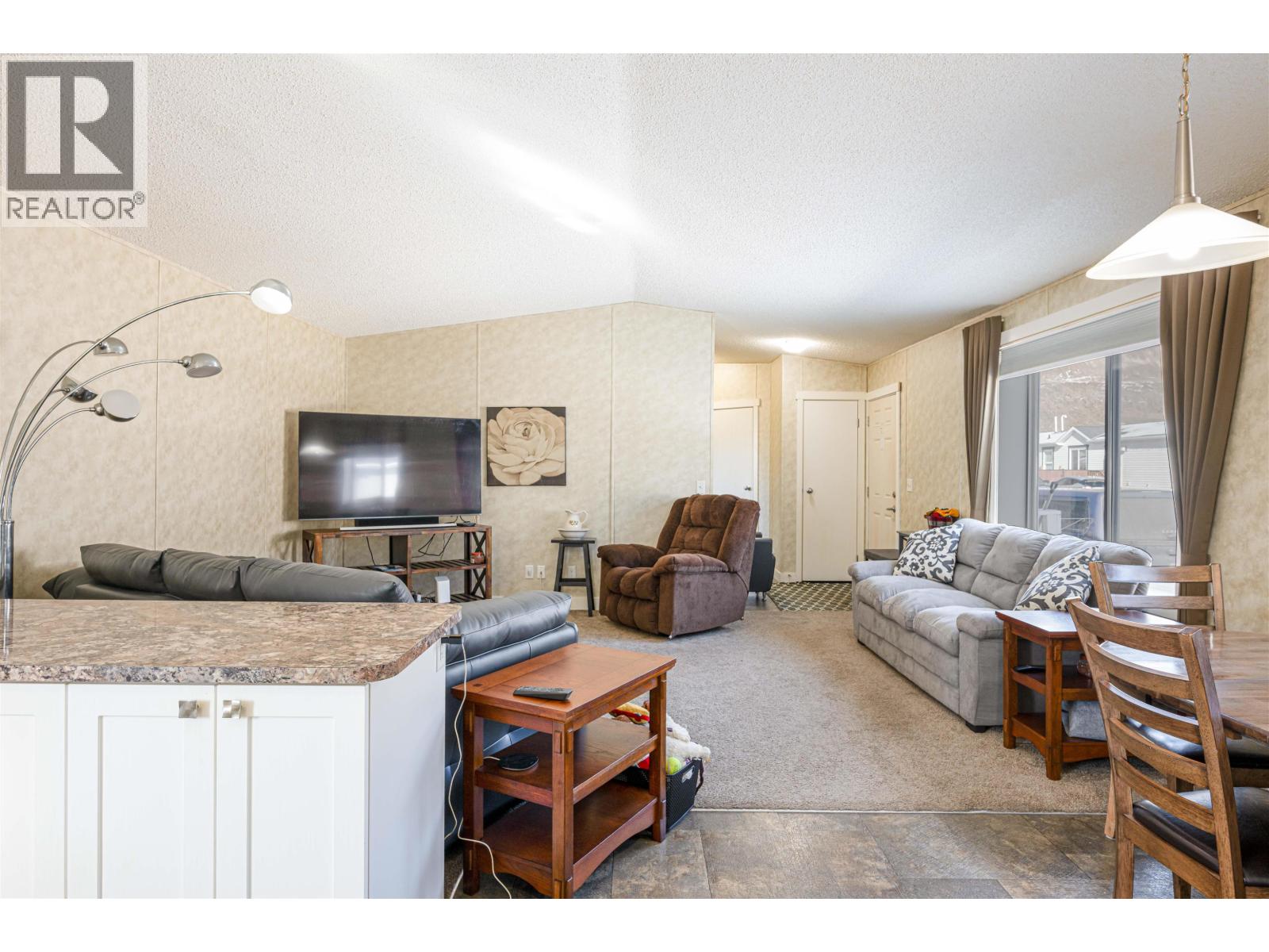 #18 5164 HART HIGHWAY - 23