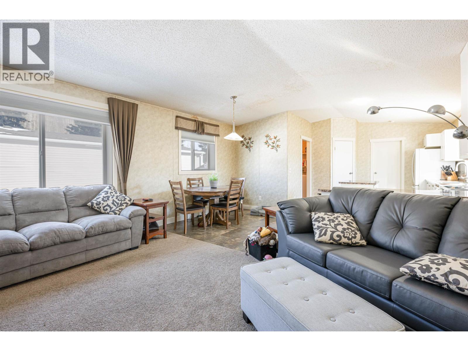 #18 5164 HART HIGHWAY - 26