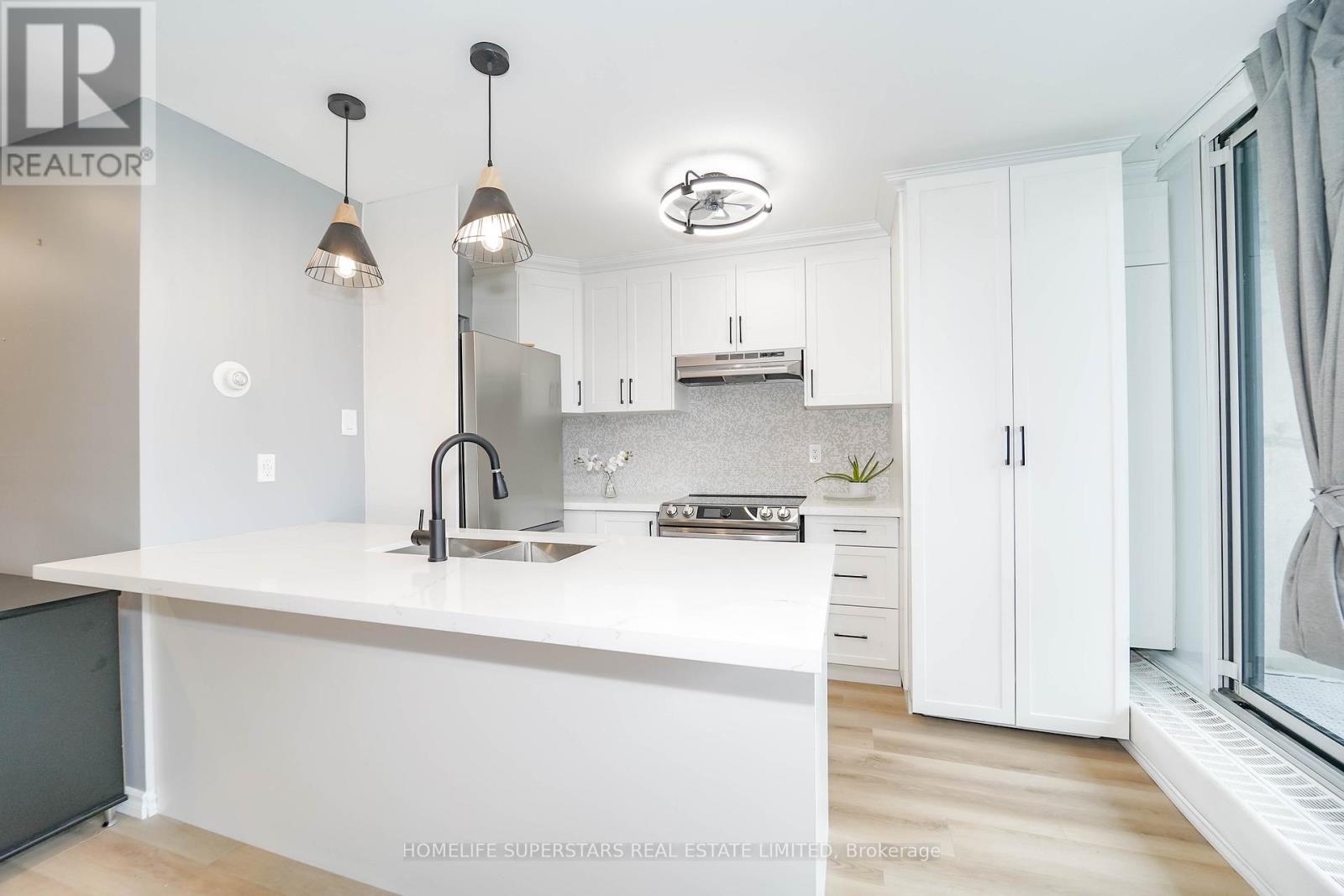 #110 5 SAN ROMANO WAY - 16