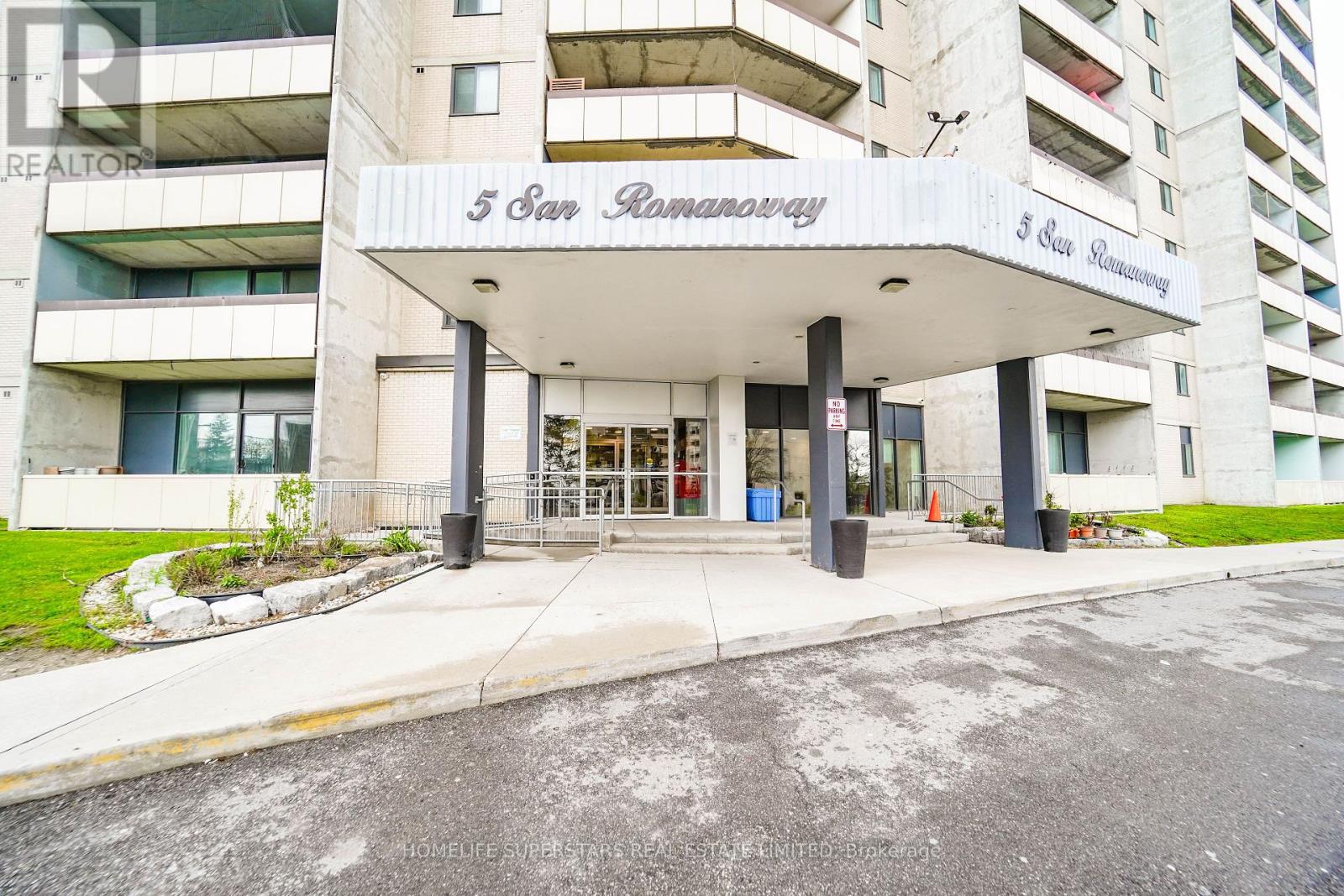 #110 5 SAN ROMANO WAY - 2